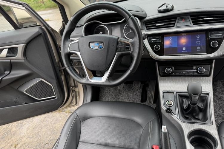 Used Geely Auto Emgrand GS 2016 Elegant Edition 1.3T Manual LingShang Model Interior 1