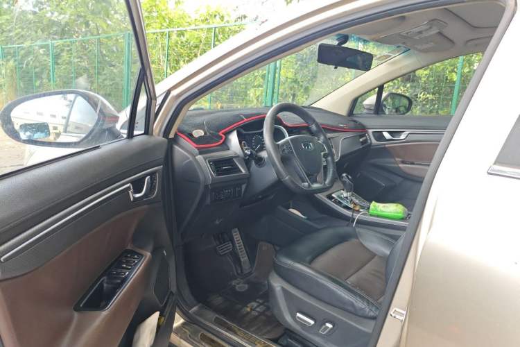 Used Geely Auto Emgrand GS 2016 Sport Edition 1.3T Automatic ZhenShang Model Interior 3