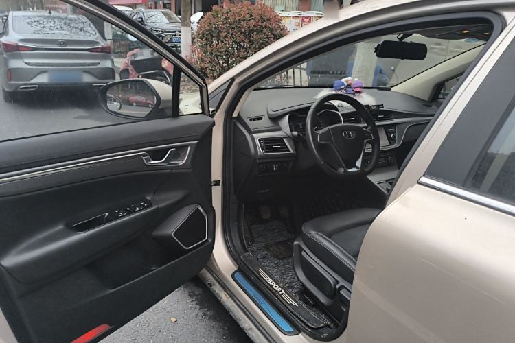 Used Geely Auto Emgrand GS 2016 Elegant Edition 1.8L Manual LingShang Model Interior 3