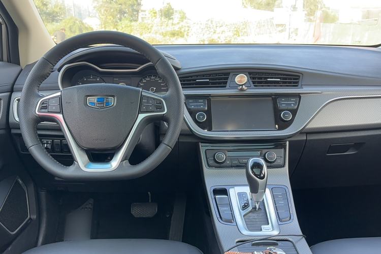 Used Geely Auto Emgrand GS 2016 Elegant Edition 1.3T Automatic LingShang Model Interior 4