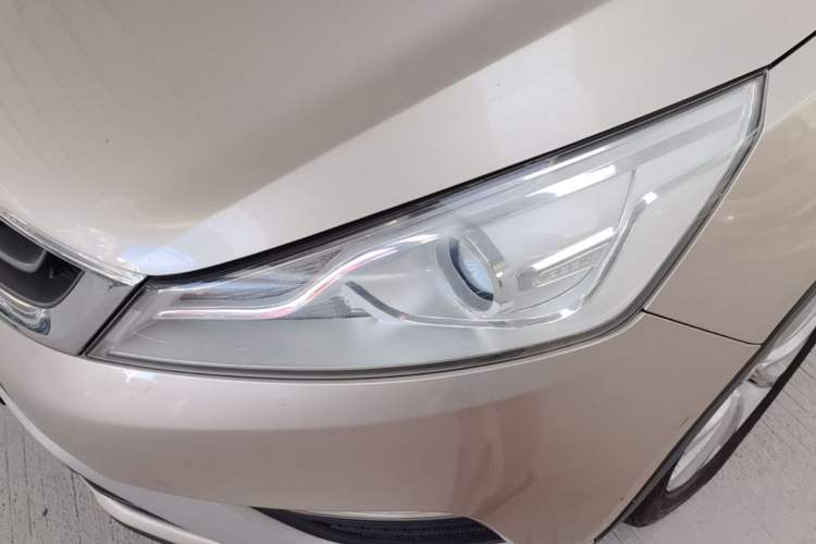 Used Geely Auto Emgrand GS 2016 Elegant Edition 1.3T Manual LingShang Model Left Front Headlight