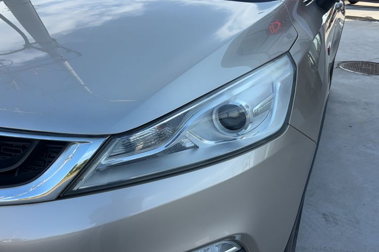 Used Geely Auto Emgrand GS 2016 Elegant Edition 1.3T Automatic LingShang Model Left Front Headlight