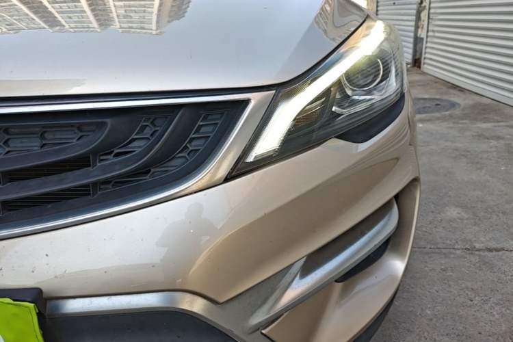 Used Geely Auto Emgrand GS 2016 Sport Edition 1.3T Manual LingShang Model Left Front Headlight