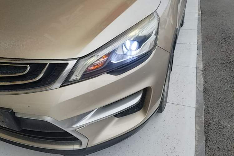 Used Geely Auto Emgrand GS 2016 Sports Edition 1.8L Manual LingShang Model Left Front Headlight