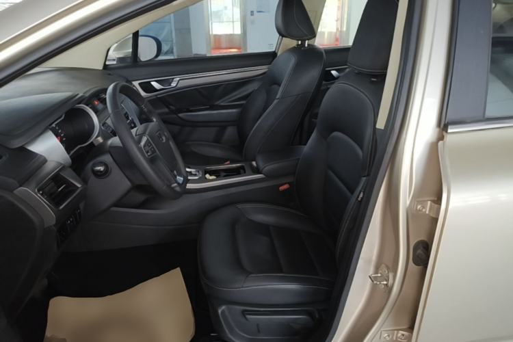 Used Geely Auto Emgrand GS 2016 Elegant Edition 1.3T Automatic LingShang Model Left Front Seat