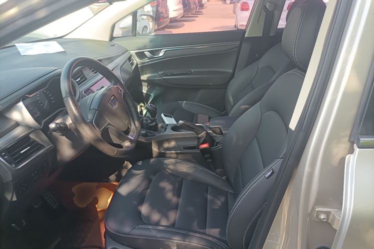 Used Geely Auto Emgrand GS 2016 Sport Edition 1.3T Manual LingShang Model Left Front Seat