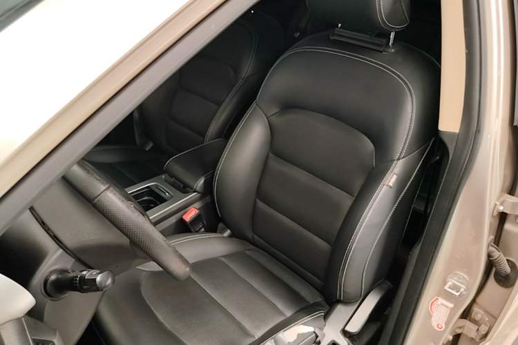 Used Geely Auto Emgrand GS 2016 Sport Edition 1.3T Automatic LingShang Model Left Front Seat