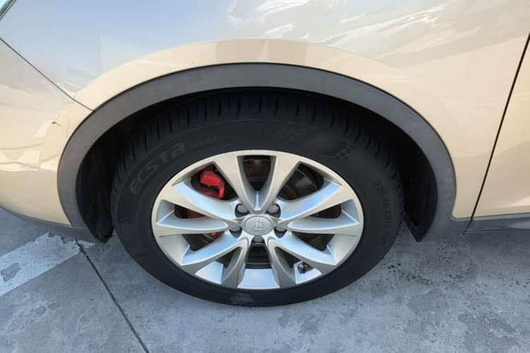 Used Geely Auto Emgrand GS 2016 Sports Edition 1.8L Manual LingShang Model Left Front Wheel Hub
