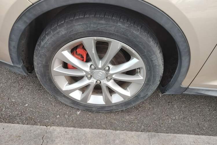 Used Geely Auto Emgrand GS 2016 Sports Edition 1.8L Manual LingShang Model Left Front Wheel Hub