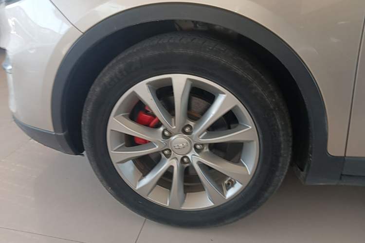 Used Geely Auto Emgrand GS 2016 Sports Edition 1.8L Manual LingShang Model Left Front Wheel Hub