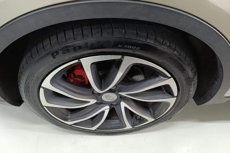 Used Geely Auto Emgrand GS 2016 Sport Edition 1.3T Automatic ZhenShang Model Left Front Wheel Hub