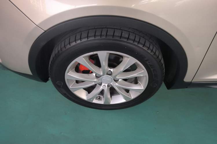 Used Geely Auto Emgrand GS 2016 Sport Edition 1.8L Automatic LingShang Model Left Front Wheel Hub