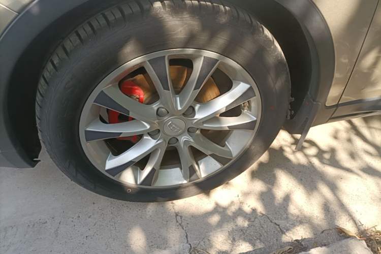 Used Geely Auto Emgrand GS 2016 Sport Edition 1.3T Manual LingShang Model Left Front Wheel Hub