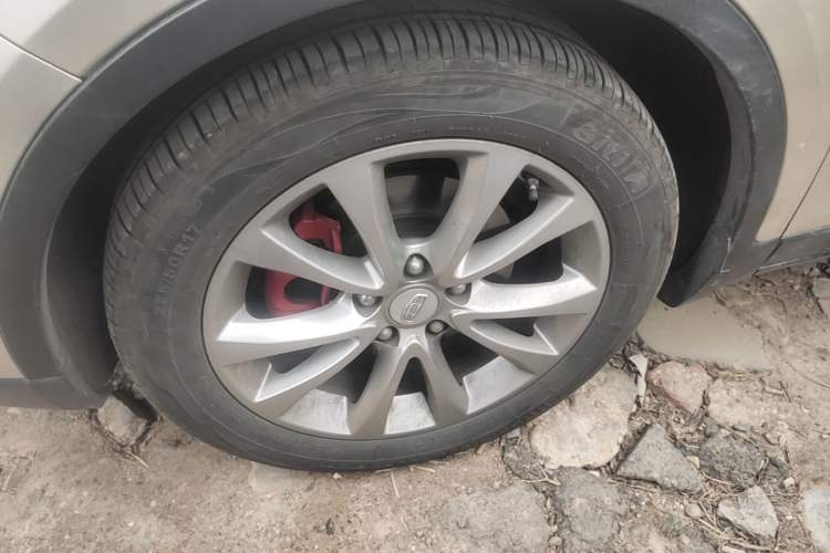 Used Geely Auto Emgrand GS 2016 Sport Edition 1.3T Automatic LingShang Model Left Front Wheel Hub