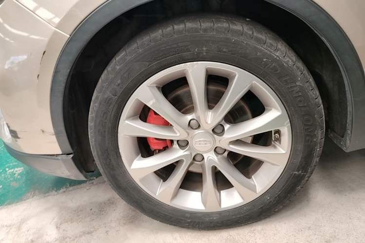 Used Geely Auto Emgrand GS 2016 Sport Edition 1.3T Automatic LingShang Model Left Front Wheel Hub