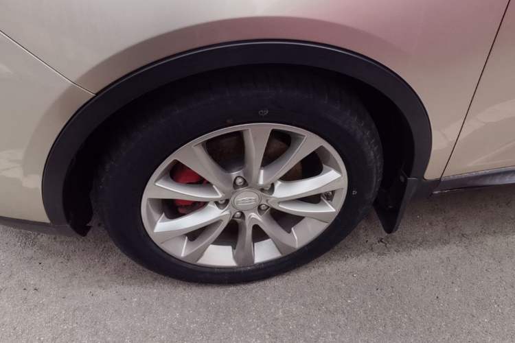 Used Geely Auto Emgrand GS 2016 Sport Edition 1.3T Automatic LingShang Model Left Front Wheel Hub