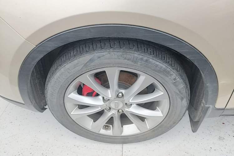 Used Geely Auto Emgrand GS 2016 Sports Edition 1.8L Manual LingShang Model Left Front Wheel Hub