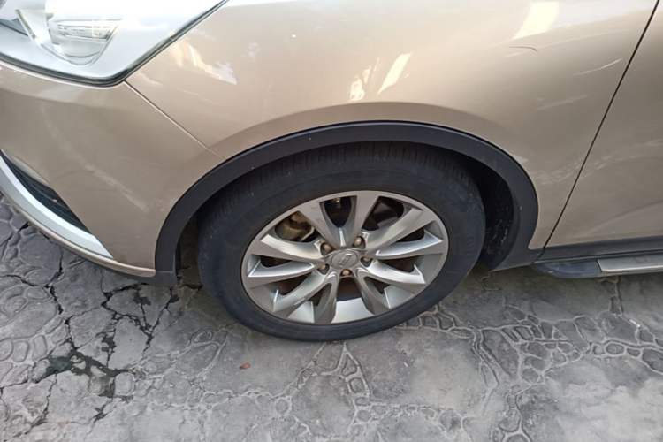 Used Geely Auto Emgrand GS 2016 Elegant Edition 1.8L Manual LingShang Model Left Front Wheel Hub