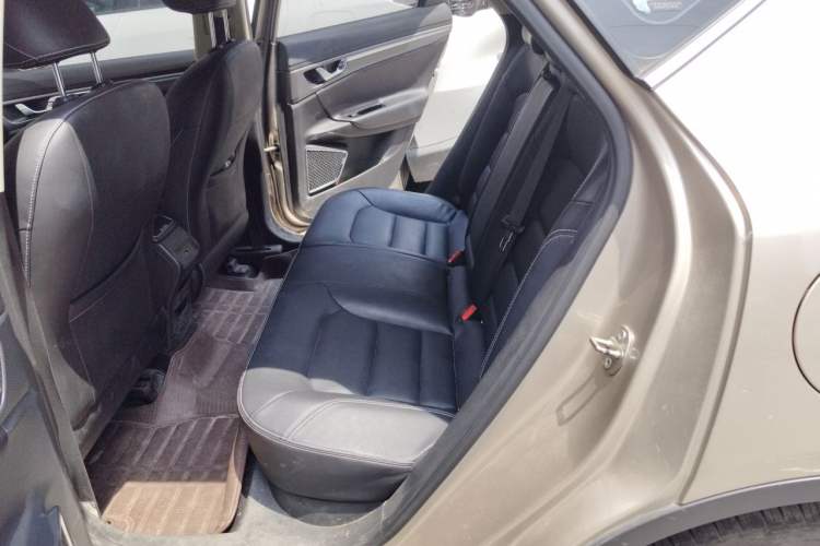 Used Geely Auto Emgrand GS 2016 Elegant Edition 1.3T Automatic LingShang Model Left Rear Seat