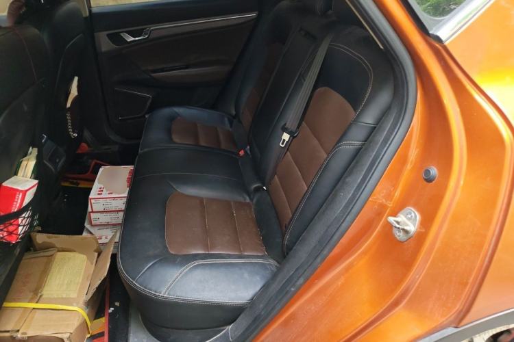 Used Geely Auto Emgrand GS 2016 Sport Edition 1.3T Automatic ZhenShang Model Left Rear Seat