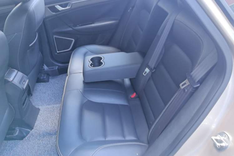 Used Geely Auto Emgrand GS 2016 Elegant Edition 1.3T Manual LingShang Model Left Rear Seat