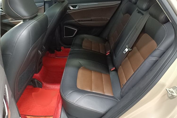 Used Geely Auto Emgrand GS 2016 Sport Edition 1.3T Automatic ZhenShang Model Left Rear Seat
