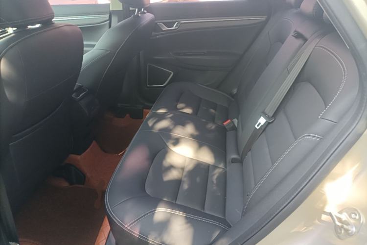 Used Geely Auto Emgrand GS 2016 Sport Edition 1.3T Manual LingShang Model Left Rear Seat
