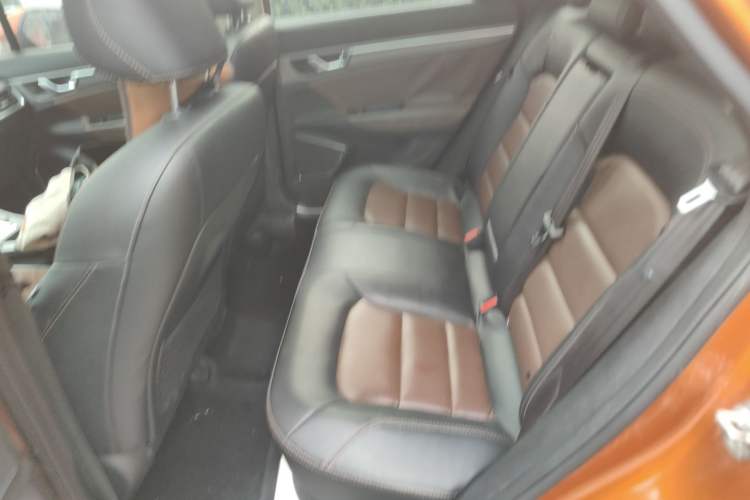 Used Geely Auto Emgrand GS 2016 Sport Edition 1.3T Automatic ZhenShang Model Left Rear Seat
