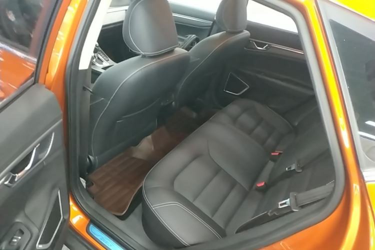 Used Geely Auto Emgrand GS 2016 Elegant Edition 1.8L Automatic LingShang Model Left Rear Seat