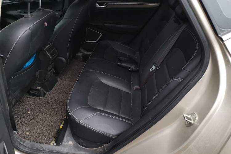 Used Geely Auto Emgrand GS 2016 Elegant Edition 1.3T Manual LingShang Model Left Rear Seat
