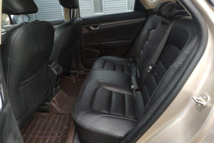 Used Geely Auto Emgrand GS 2016 Elegant Edition 1.3T Automatic LingShang Model Left Rear Seat