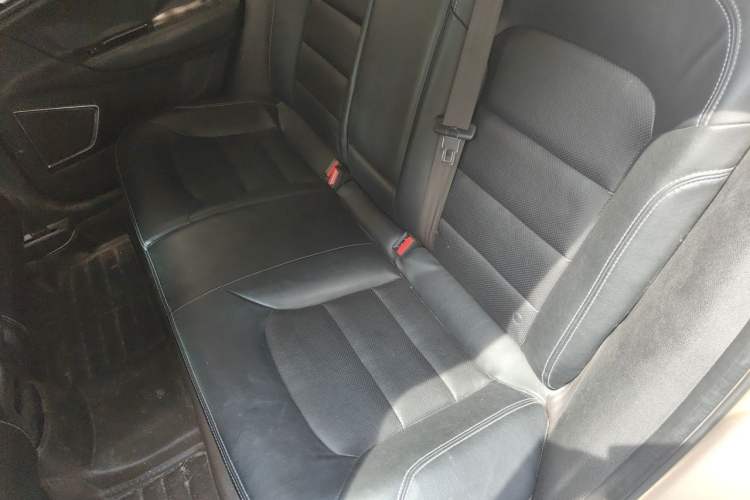 Used Geely Auto Emgrand GS 2016 Elegant Edition 1.8L Manual LingShang Model Left Rear Seat