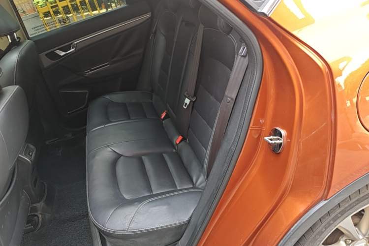 Used Geely Auto Emgrand GS 2016 Sport Edition 1.3T Automatic LingShang Model Left Rear Seat