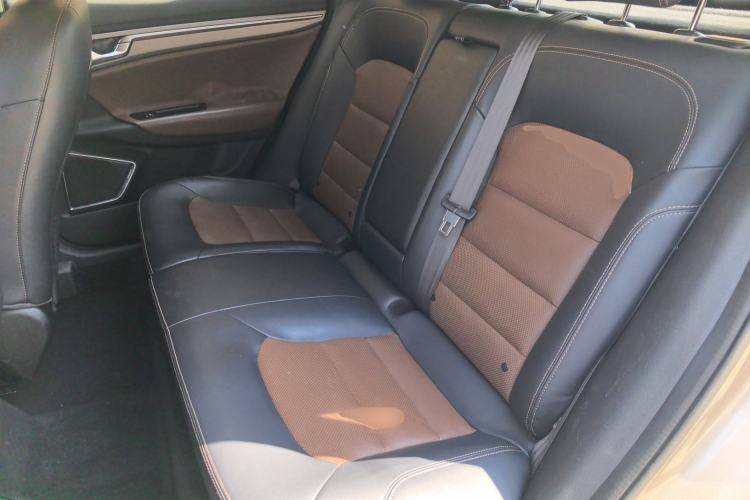 Used Geely Auto Emgrand GS 2016 Sport Edition 1.3T Automatic ZhenShang Model Left Rear Seat