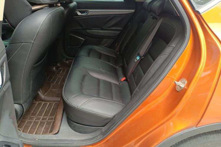 Used Geely Auto Emgrand GS 2016 Sports Edition 1.8L Manual LingShang Model Left Rear Seat