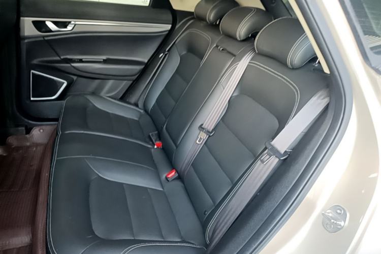 Used Geely Auto Emgrand GS 2016 Sport Edition 1.3T Automatic LingShang Model Left Rear Seat