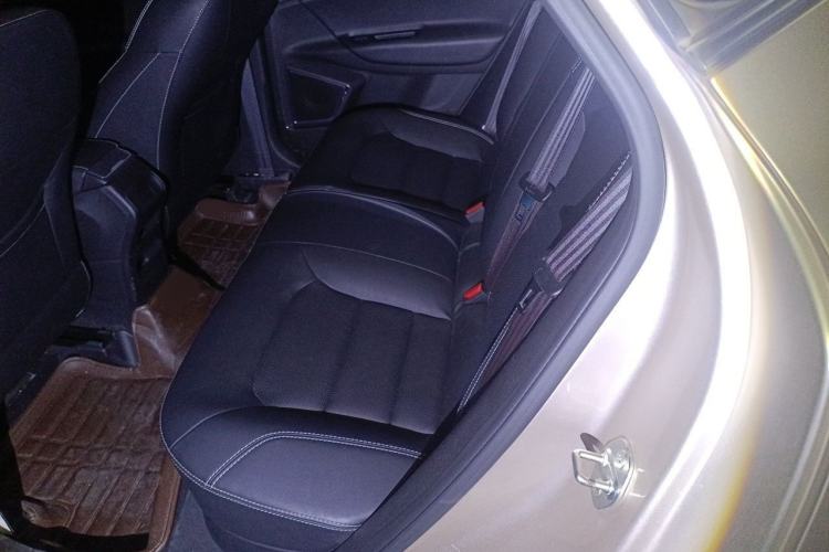 Used Geely Auto Emgrand GS 2016 Sports Edition 1.8L Manual LingShang Model Left Rear Seat