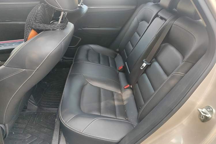 Used Geely Auto Emgrand GS 2016 Elegant Edition 1.8L Manual LingShang Model Left Rear Seat