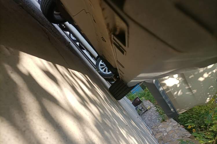 Used Geely Auto Emgrand GS 2016 Sport Edition 1.3T Manual LingShang Model Left Side Sill