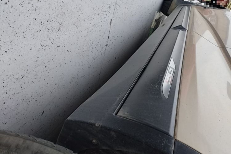 Used Geely Auto Emgrand GS 2016 Sports Edition 1.8L Manual LingShang Model Left Side Sill