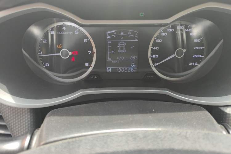 Used Geely Auto Emgrand GS 2016 Elegant Edition 1.8L Manual LingShang Model Odometer Close Up