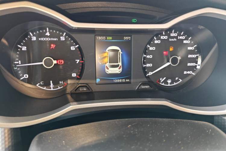 Used Geely Auto Emgrand GS 2016 Sport Edition 1.3T Automatic ZhenShang Model Odometer Close Up