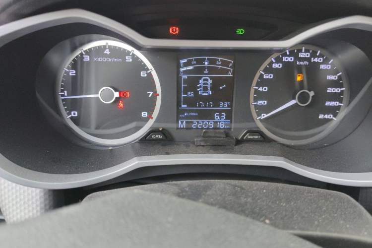 Used Geely Auto Emgrand GS 2016 Sports Edition 1.8L Manual LingShang Model Odometer Close Up