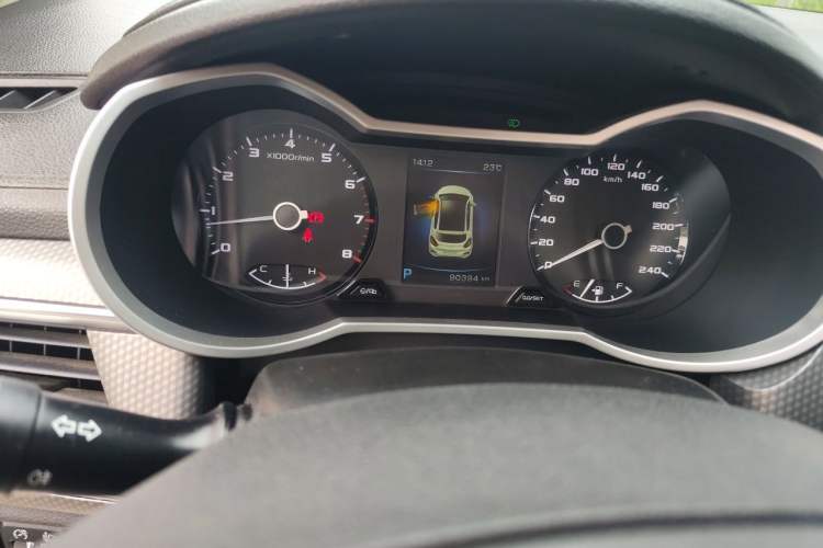 Used Geely Auto Emgrand GS 2016 Elegant Edition 1.3T Automatic LingShang Model Odometer Close Up