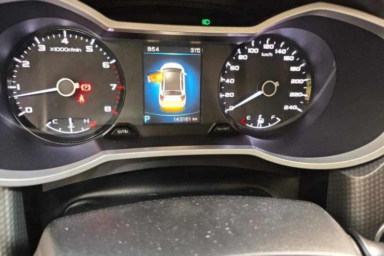 Used Geely Auto Emgrand GS 2016 Elegant Edition 1.3T Automatic LingShang Model Odometer Close Up