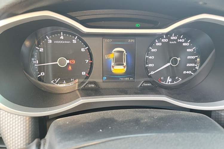 Used Geely Auto Emgrand GS 2016 Elegant Edition 1.3T Automatic ZhenShang Model Odometer Close Up