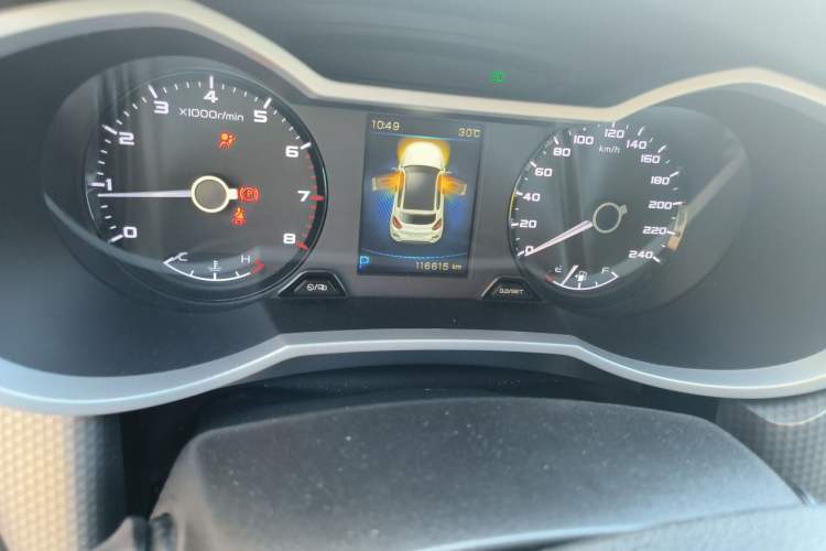 Used Geely Auto Emgrand GS 2016 Sport Edition 1.3T Automatic ZhenShang Model Odometer Close Up