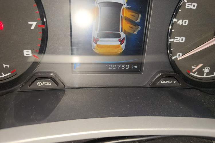 Used Geely Auto Emgrand GS 2016 Elegant Edition 1.3T Automatic LingShang Model Odometer Close Up