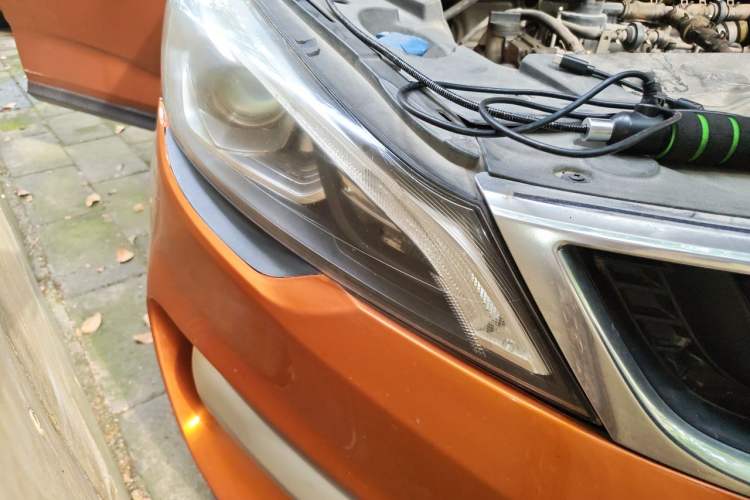 Used Geely Auto Emgrand GS 2016 Sport Edition 1.3T Automatic ZhenShang Model Right Front Headlight