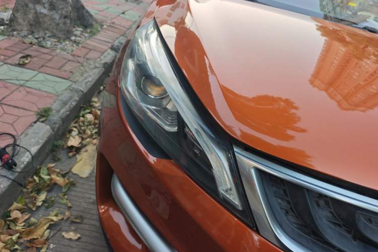 Used Geely Auto Emgrand GS 2016 Sport Edition 1.3T Manual LingShang Model Right Front Headlight